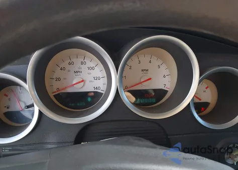 2005 Dodge Magnum Se z USA, uszkodzony, nr VIN 2D4FV48V45H146832